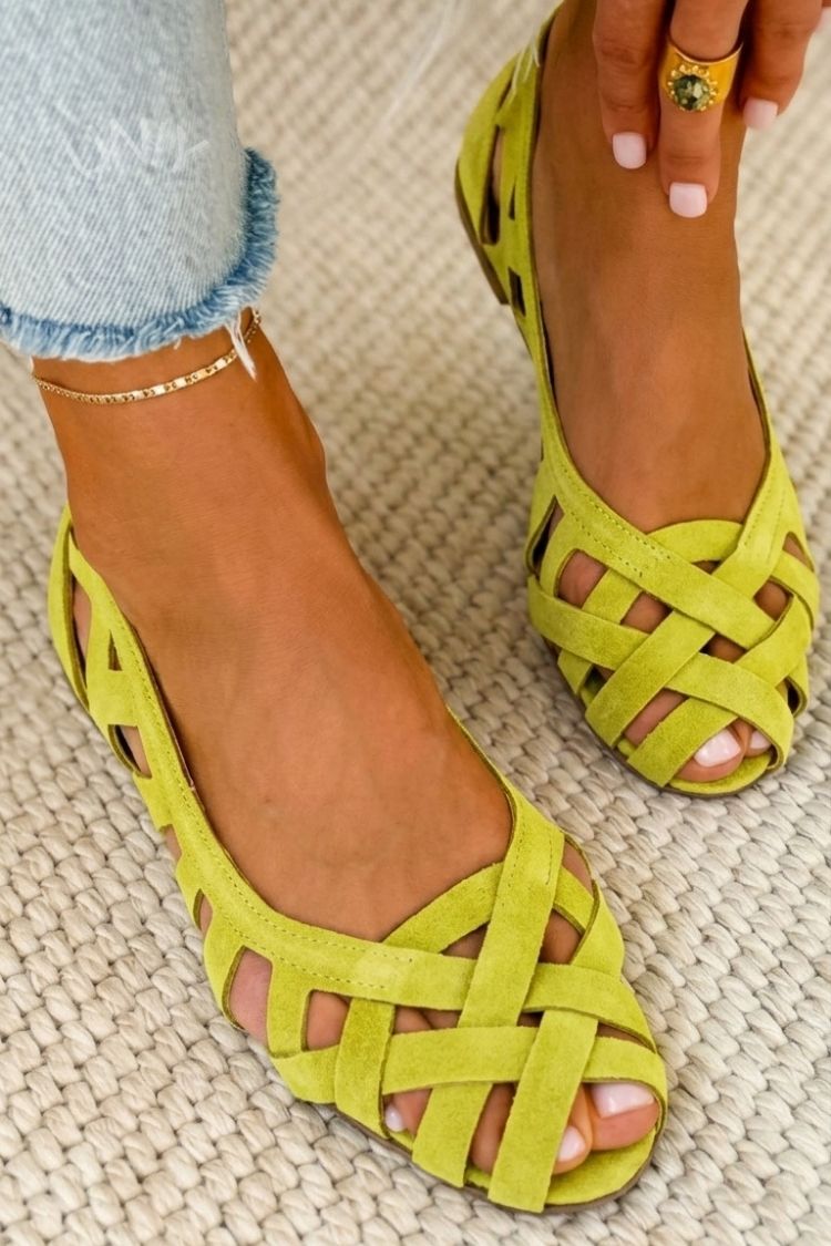 Open-toe flat sandals with crisscross woven straps