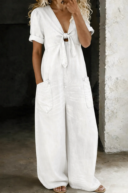 Maya | Short jumpsuit with short sleeves and a V-neck