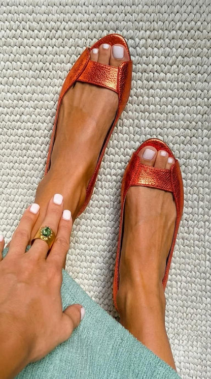 Chic metallic open-toe ballet flats in champagne gold