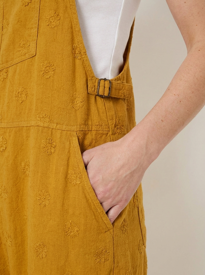 Adjustable buckle strap and slanted side pocket