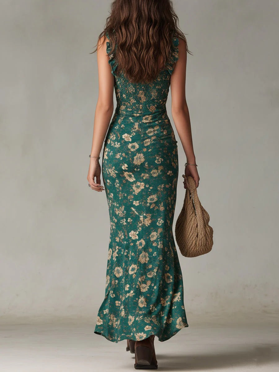 Capucine | Ruched bohemian maxi dress with floral print and side slit